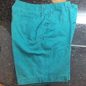 Green Aéropostale shorts